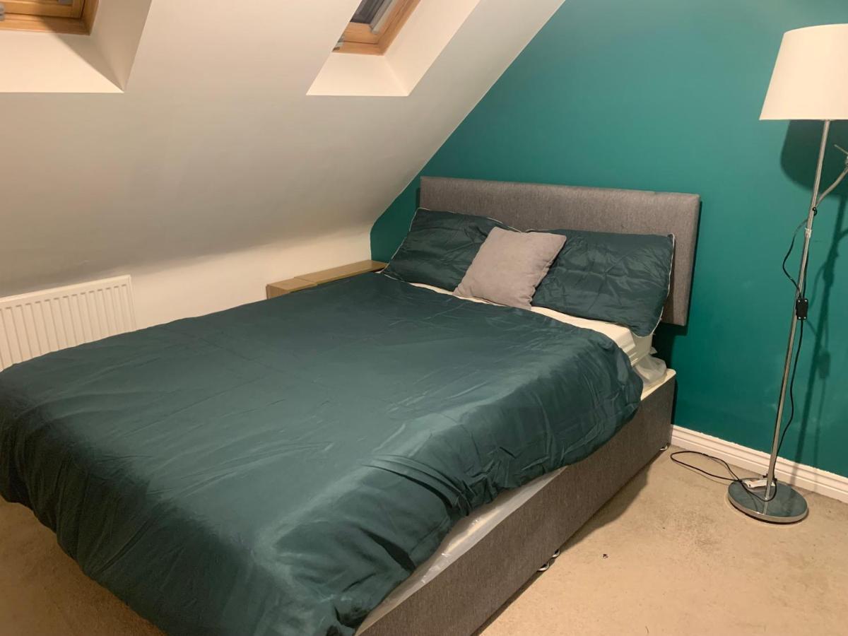 Comfy Double Bedroom In Greater Manchester Bagian luar foto